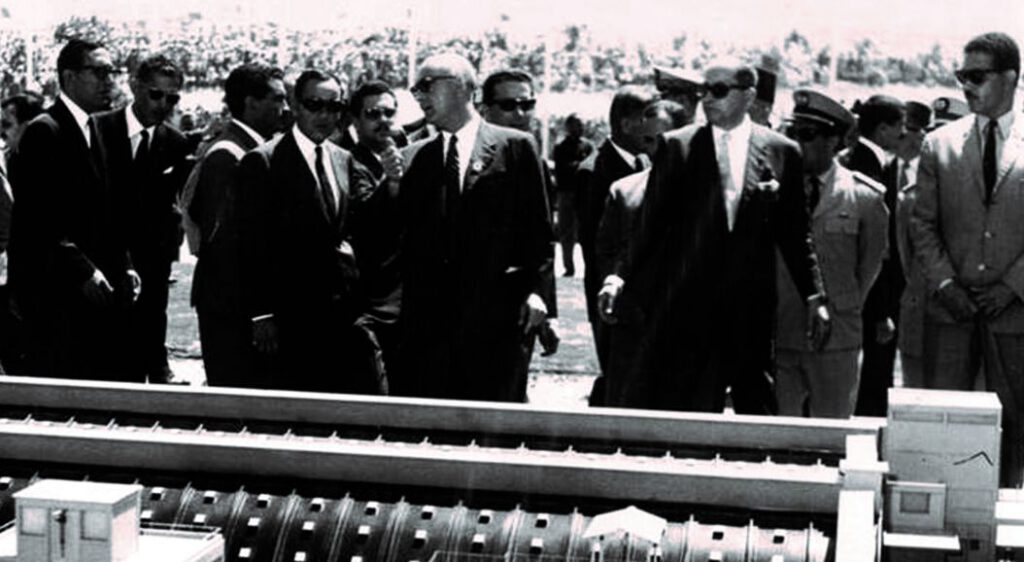 1965 – Diversification